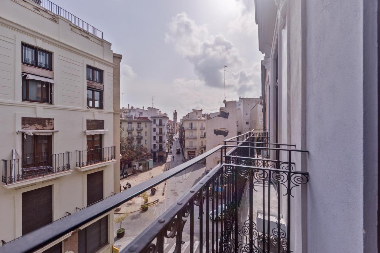 San Miguel, Luxury Apartments. Валенсия Экстерьер фото
