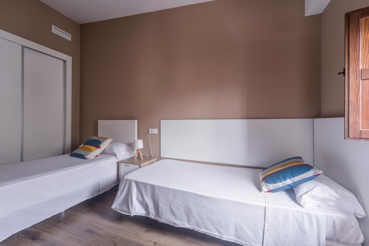 San Miguel, Luxury Apartments. Валенсия Экстерьер фото